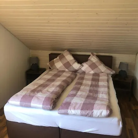 Appartamento 90 Qm Ferienwohnung Am Albaufstieg - Zollernalb Burladingen